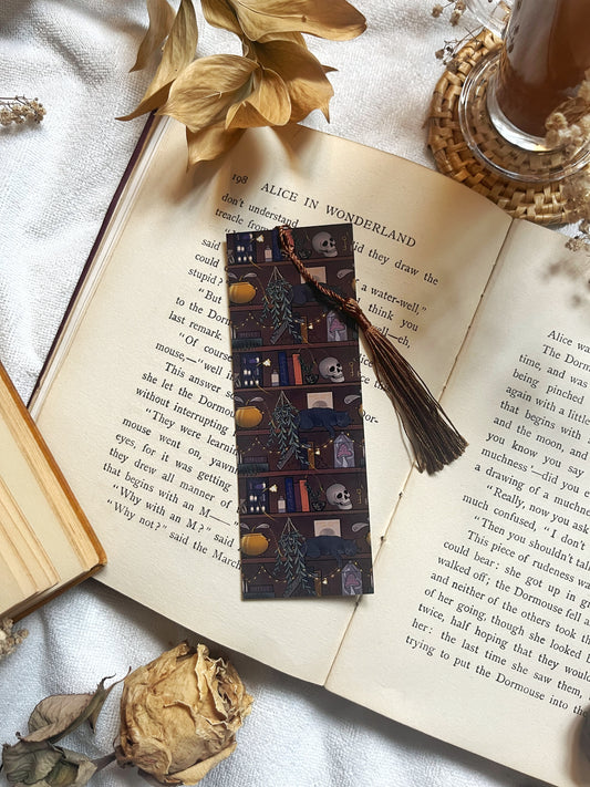 Bookcase Pattern Bookmark