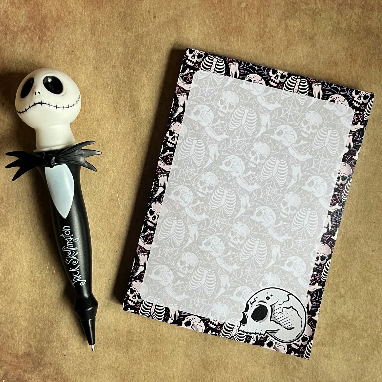 Skull Notepad